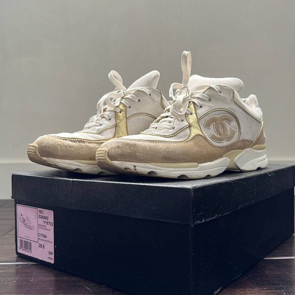 Chanel Suede Leather White Sneakers Sz 39.5 (9) with Box - Picture 2 of 9